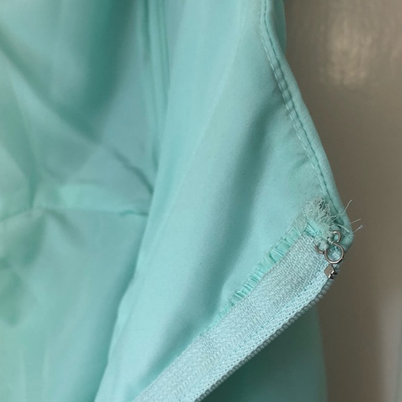 LIKE NEW Alfred Angelo Mint Sweetheart Gown - Picture 14 of 14